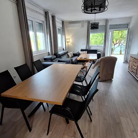 7- Bedroom Сараево